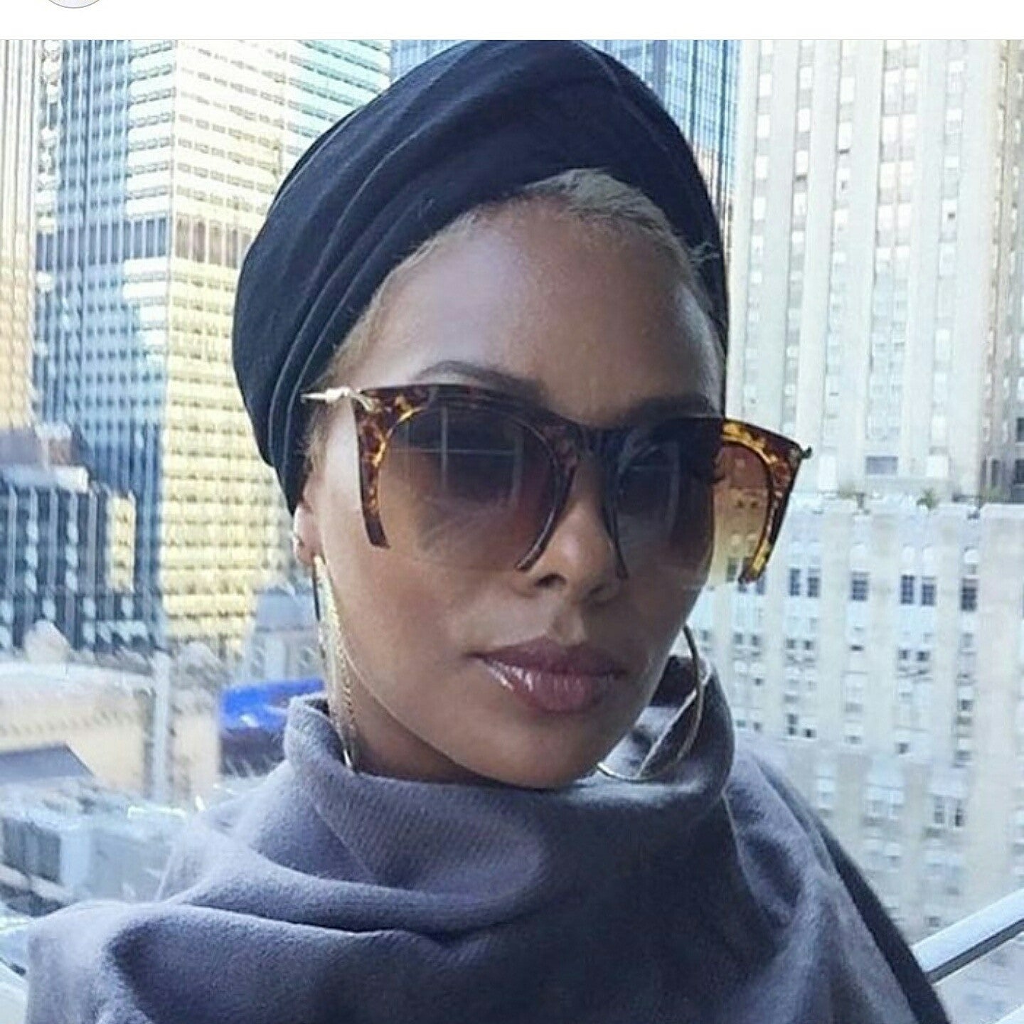 Fiya Sunnies - Love Be Jewels