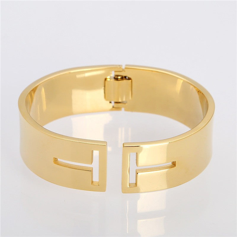 Tia Cuff - Love Be Jewels