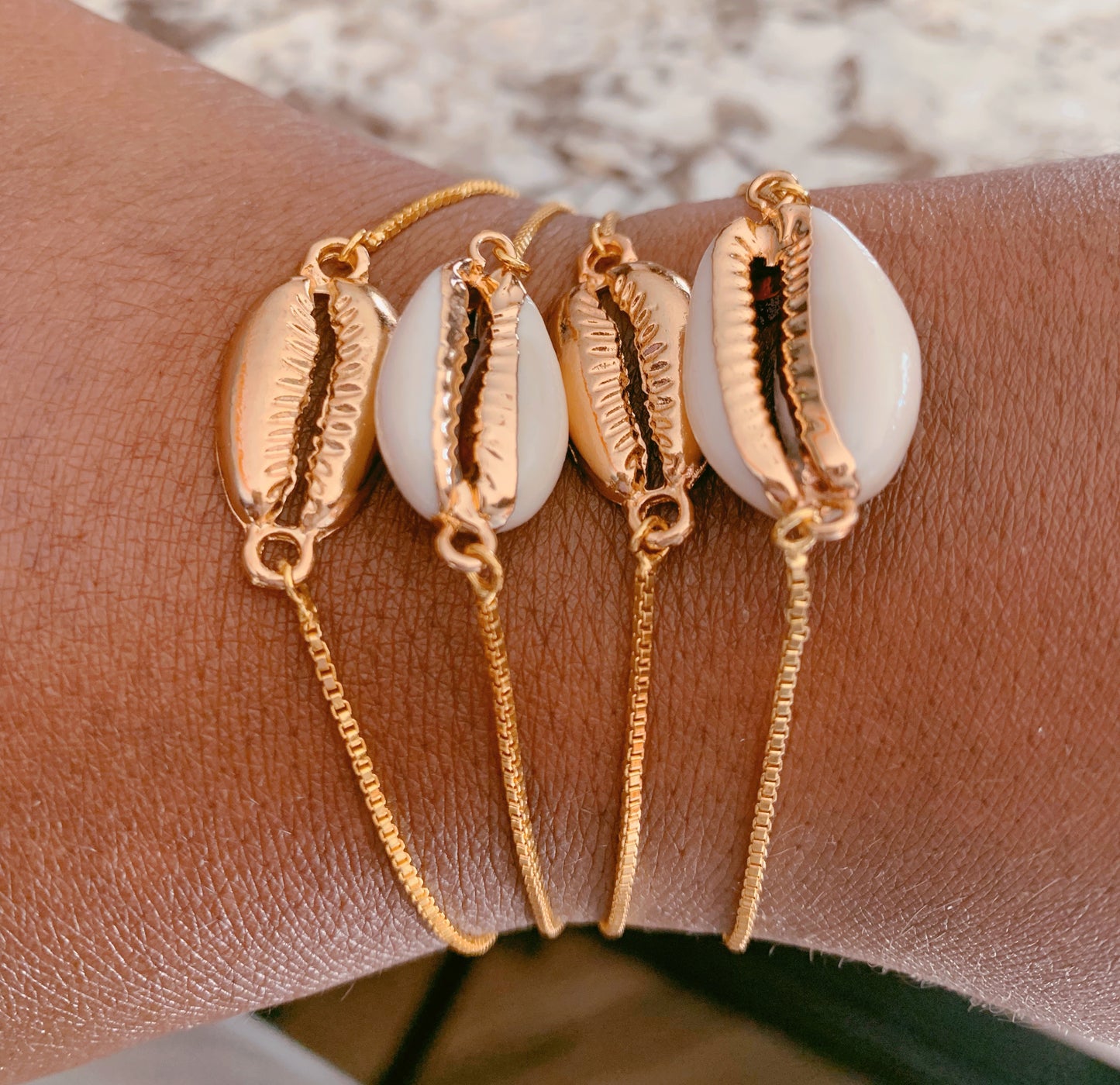 Puka shell bracelet - Love Be Jewels